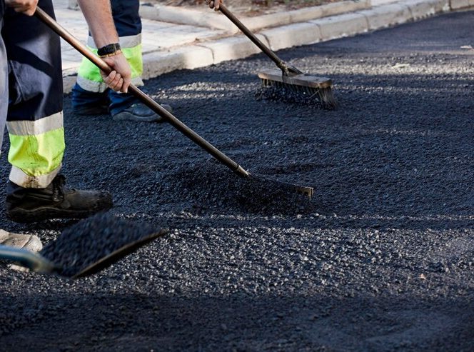 asphalt city operators working with tools uniform 362520 2538